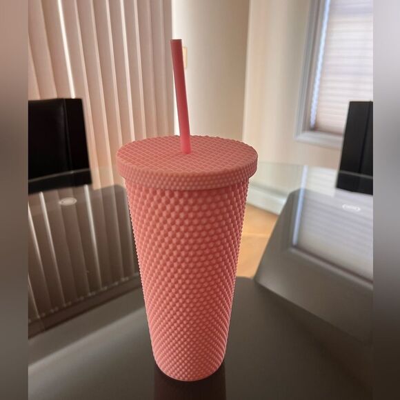 Studded Water Tumbler Cup with Lid and Straw, Studded BPA Free Leak Proof 24 oz - Picture 5 of 5